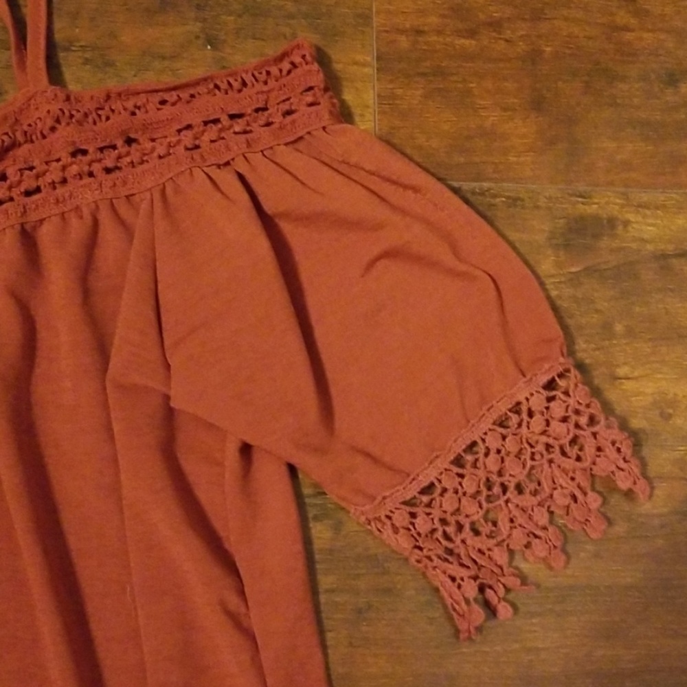 Rustic Off the Shoulder Top - Picture 2 of 3